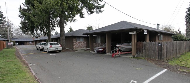 3332-3408 E 18th St in Vancouver, WA - Foto de edificio - Building Photo