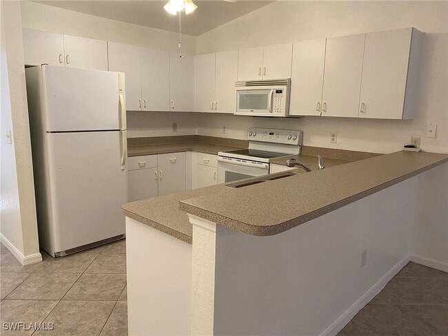property at 1419 SE 8th Ave