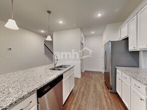 203 Gregory Dr in Clayton, NC - Building Photo - Building Photo