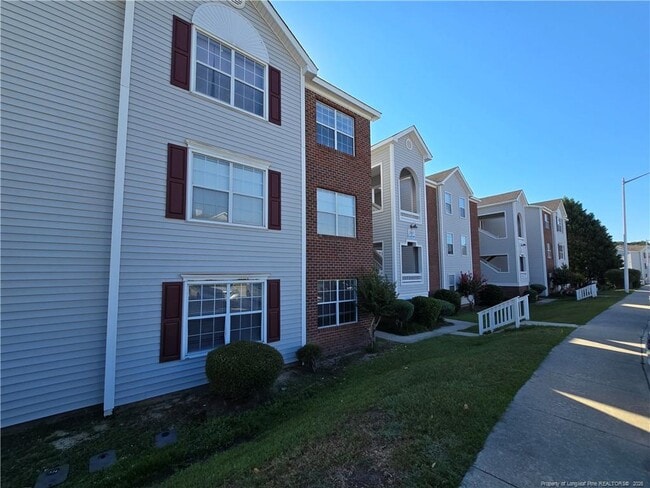 property at 267 Waterdown Dr