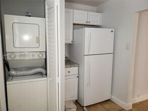 580 NW 95th St in Miami, FL - Building Photo - Building Photo