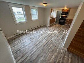 97 Grove St in Bangor, ME - Building Photo - Building Photo
