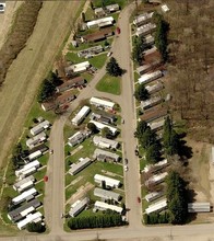 Meadow Brook Colony in Olean, NY - Foto de edificio - Other