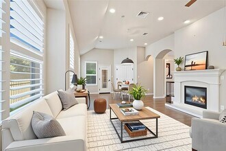 12208 Fairway Cove in Austin, TX - Building Photo - Building Photo