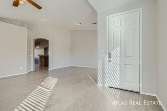 9414 W Heber Rd in Tolleson, AZ - Foto de edificio - Building Photo