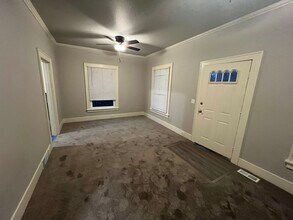 305 SE Everett St in Camas, WA - Building Photo - Building Photo