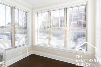 942 E 52nd St in Chicago, IL - Building Photo - Building Photo