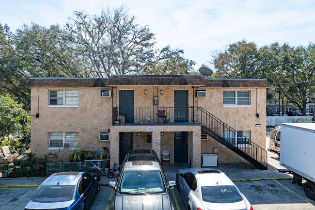 2503-2505 Irene St in Lutz, FL - Building Photo - Building Photo