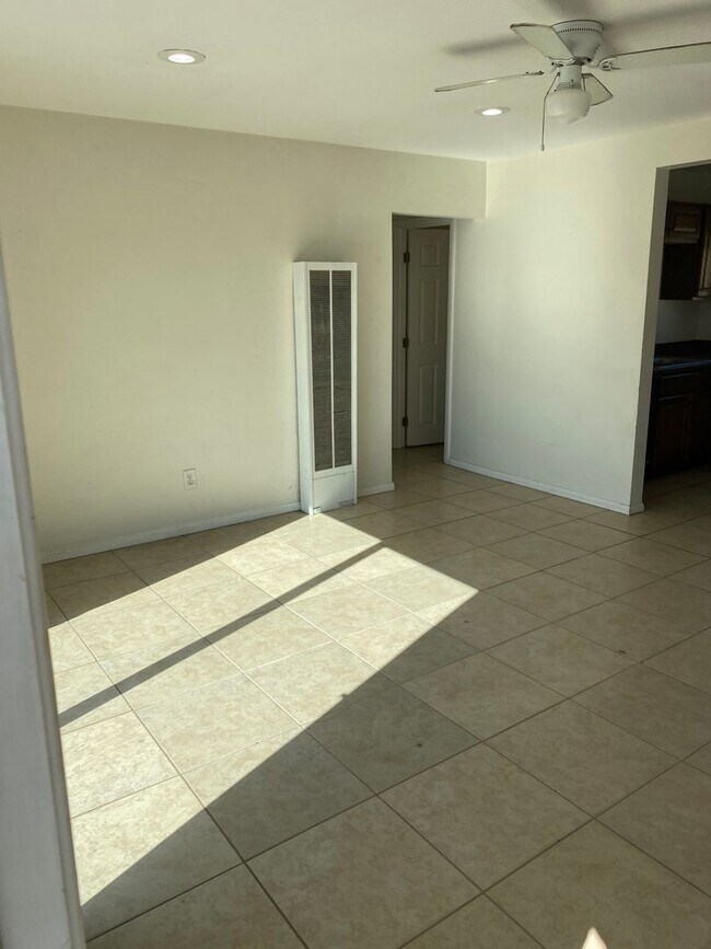 704 Diamond St-Unit -708 in San Diego, CA - Building Photo - Building Photo
