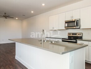 6135 W Calle Bilboa in Tucson, AZ - Foto de edificio - Building Photo