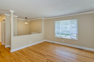 2135 Winewood Ave in Ann Arbor, MI - Building Photo - Building Photo