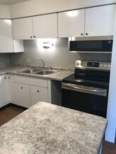 1024 Hunt Ave in Neenah, WI - Building Photo - Building Photo