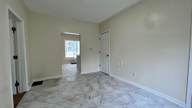 15 Quigley Blvd SW in Grand Rapids, MI - Building Photo - Building Photo