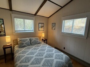 6 High Ridge Rd in Newbury, NH - Building Photo - Building Photo