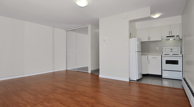 550 W 12th Ave in Vancouver, BC - Building Photo - Building Photo
