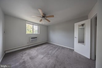 100 E Glenolden Ave in Glenolden, PA - Building Photo - Building Photo