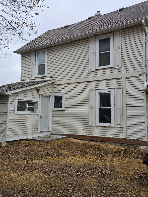 107 S Hawley St in Mankato, MN - Building Photo - Building Photo