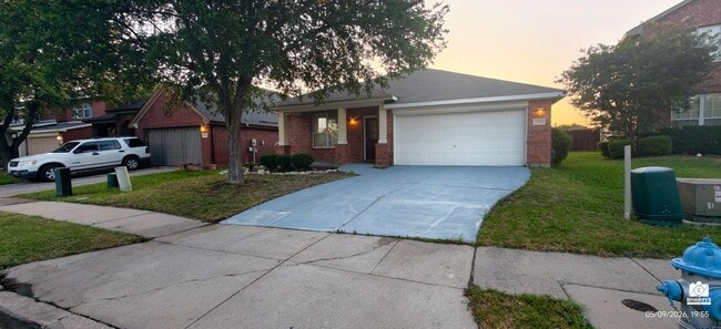 property at 304 Hummingbird Dr