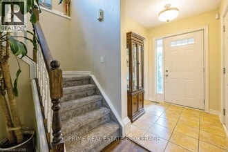 6 Peach Tree Blvd in St Thomas, ON - Building Photo - Building Photo