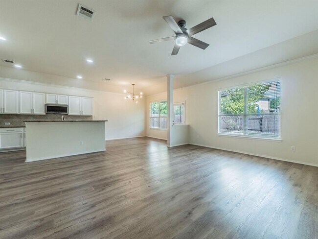18705 Falcon Pointe Blvd in Pflugerville, TX - Building Photo - Building Photo