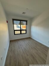 199 Gardner St in Boston, MA - Foto de edificio - Building Photo