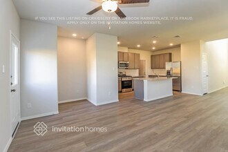 10939 Heliosphere Wy in Cut And Shoot, TX - Building Photo - Building Photo