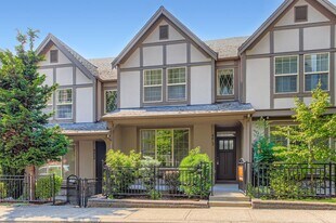 4813 NW Blandy Terrace in Portland, OR - Building Photo