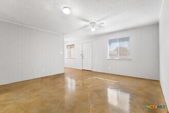 222 Redbud Ln in New Braunfels, TX - Building Photo - Building Photo