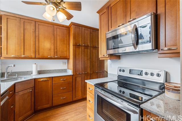 property at 1015 Aoloa Pl