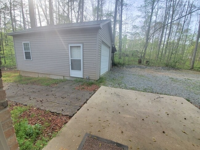 2151 Turner Rd in Mebane, NC - Building Photo - Building Photo