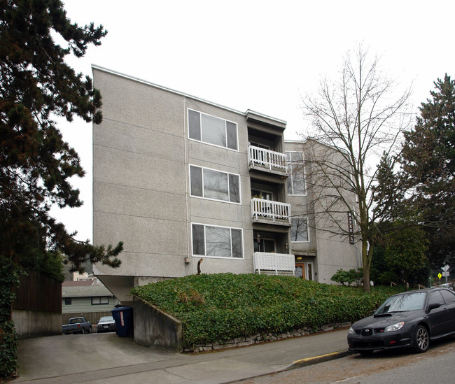 5325 Ravenna Pl NE in Seattle, WA - Building Photo - Building Photo