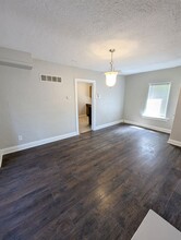 6903 Edison Ave in St. Louis, MO - Foto de edificio - Building Photo