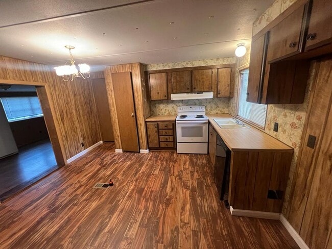 property at 3710 Stanley Dr