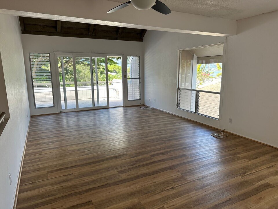 44-174-174 Laha St in Kaneohe, HI - Building Photo