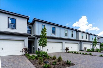 4263 Sonoma Oaks Wy in Naples, FL - Building Photo - Building Photo
