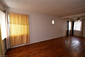304 N 14th St-Unit -A in Las Vegas, NV - Building Photo - Building Photo