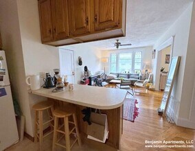 1775 Massachusetts Ave, Unit 6 in Cambridge, MA - Building Photo - Building Photo