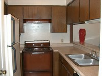 Seville Apartments in Kingsville, TX - Foto de edificio - Interior Photo