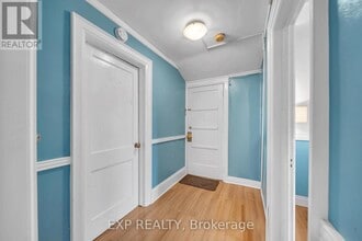 896 Avenue Rd in Toronto, ON - Building Photo - Building Photo