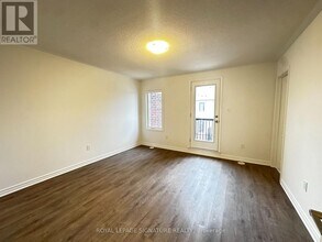 1259 Lily Cres in Milton, ON - Building Photo - Building Photo