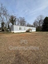 1010 Old Church Rd in Gastonia, NC - Building Photo - Building Photo