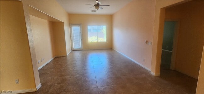 3904 Bracebridge Falls Ave in North Las Vegas, NV - Foto de edificio - Building Photo