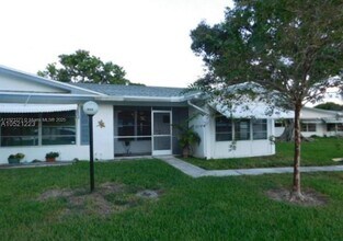 1020 NW 88th Ave in Plantation, FL - Building Photo - Building Photo