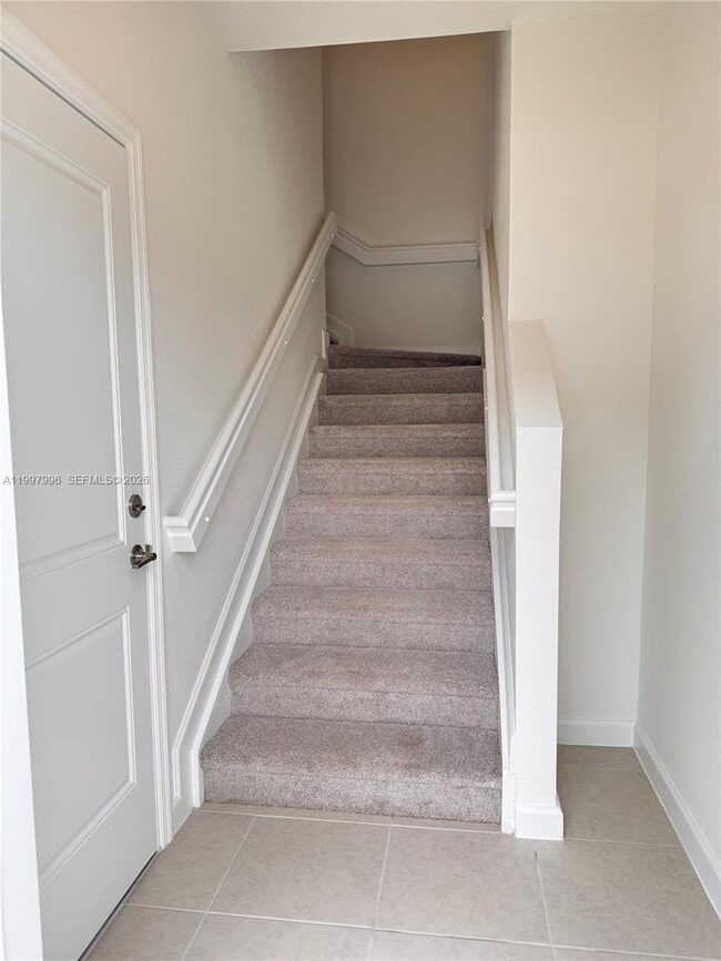 15615 SW 280th St in Homestead, FL - Foto de edificio - Building Photo