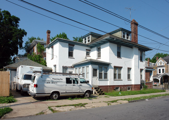 920 Swede St in Norristown, PA - Foto de edificio - Building Photo