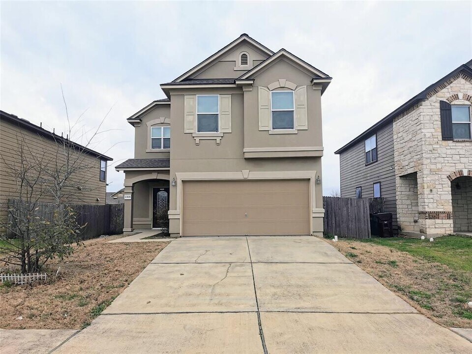 13535 Abraham Lincoln St in Manor, TX - Building Photo