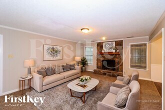 6990 Scepter Cove in Memphis, TN - Building Photo - Building Photo