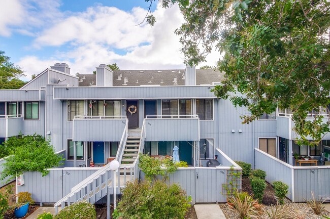 property at 938 La Barbera Dr