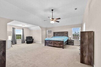 557 Archie Way in Hinesville, GA - Building Photo - Building Photo