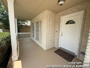 511 Shannon Rose in San Antonio, TX - Building Photo - Building Photo